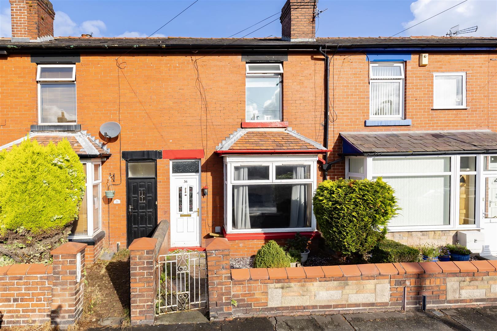 2 bed property in Walletts Road, Chorley